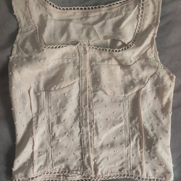 Summer top - Picture 1 of 1